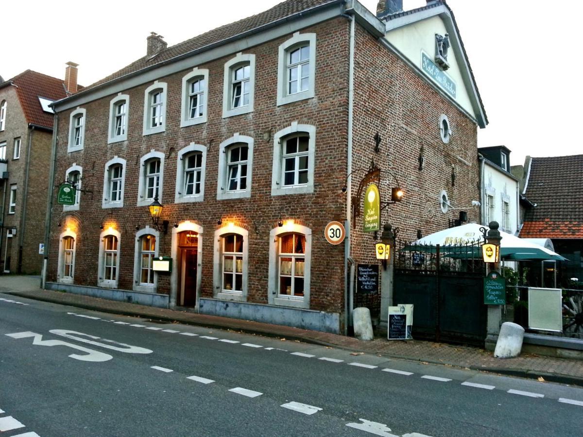 Hotel Zur Bruecke แฮร์โซเกนราธ ภายนอก รูปภาพ