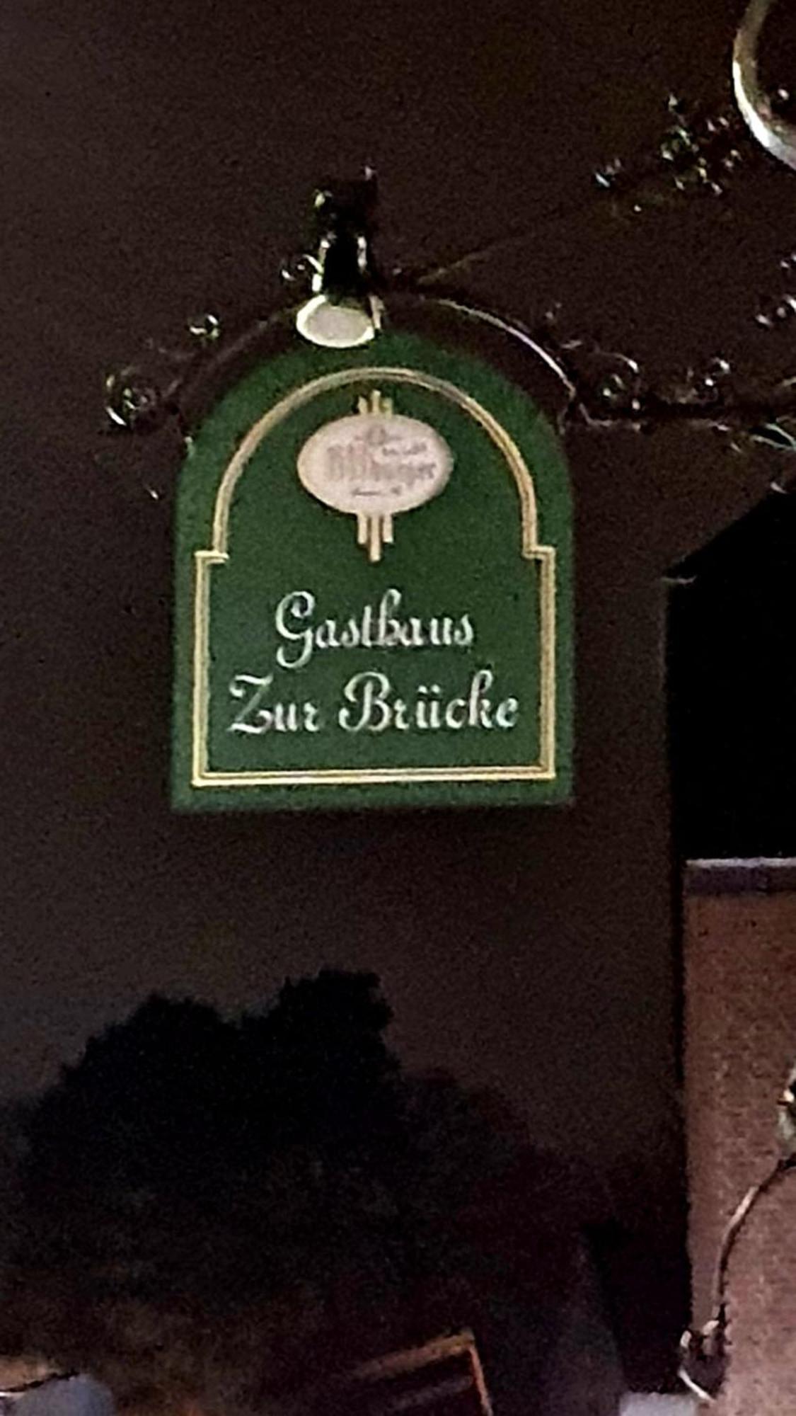 Hotel Zur Bruecke แฮร์โซเกนราธ ภายนอก รูปภาพ